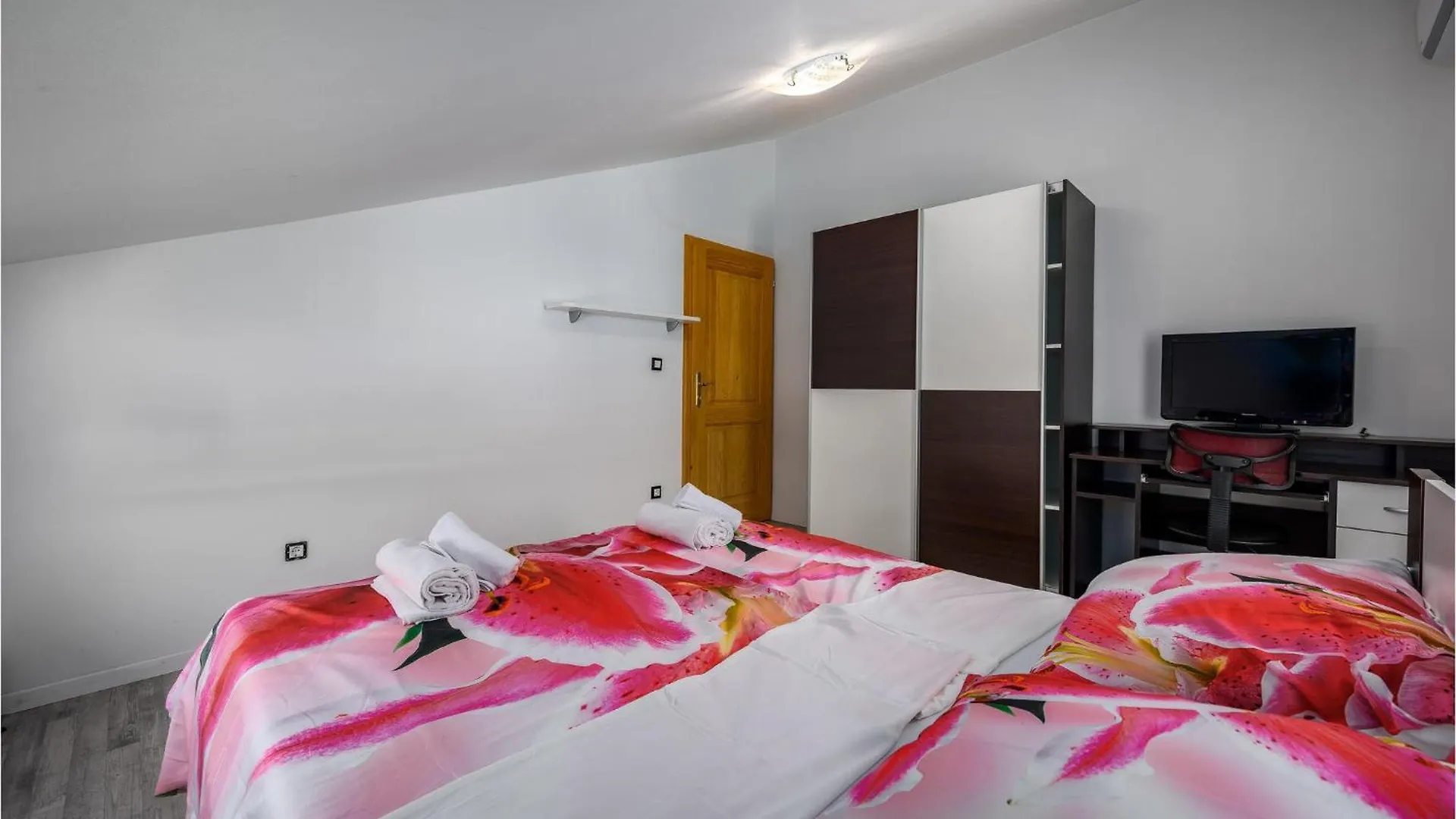 Feriehus Beautiful Home In Savicenta With Sauna Cukrici Kroatien